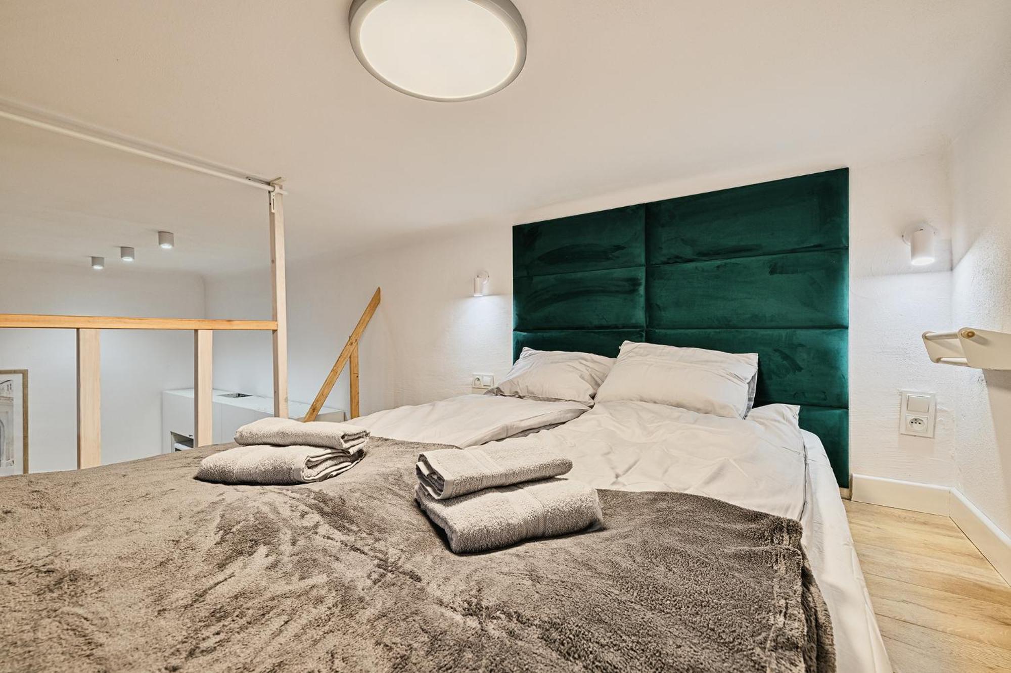 Apartment Delux 11 - *