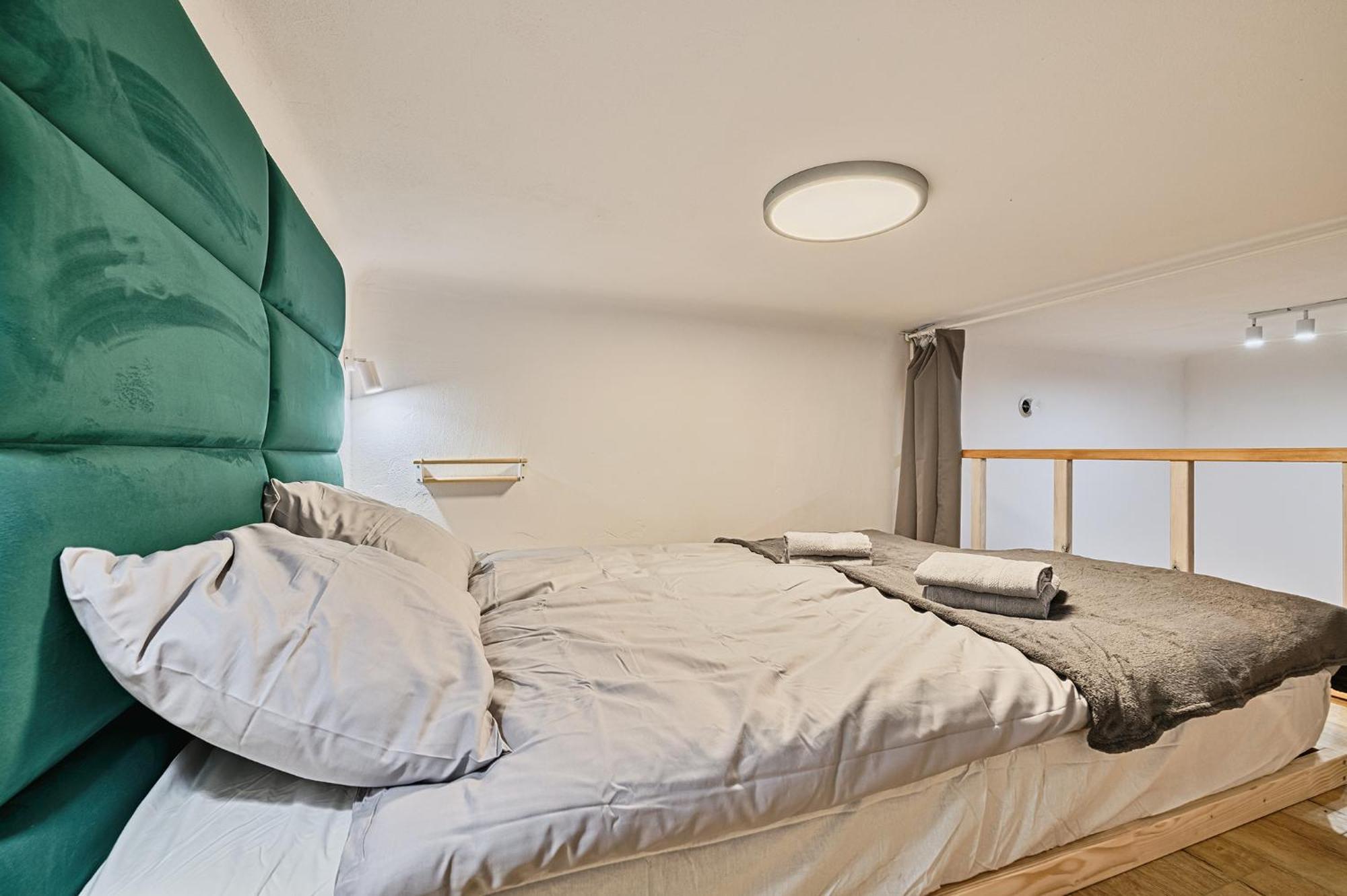 Delux 11 - Apartment *